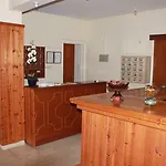 Aparthotel Florea