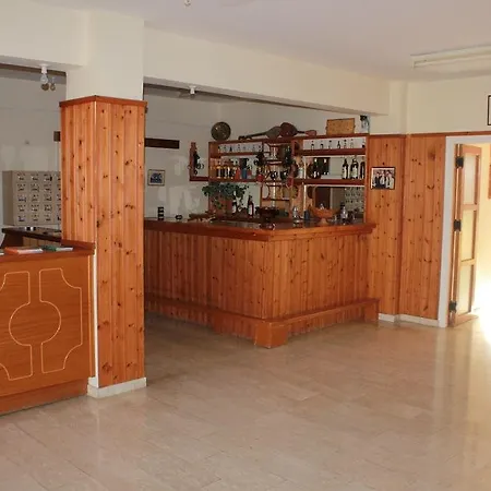Florea Apartmanhotel 3*