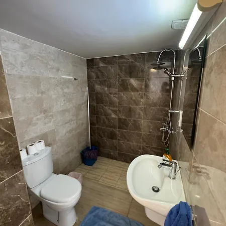 Florea Aparthotel 3*