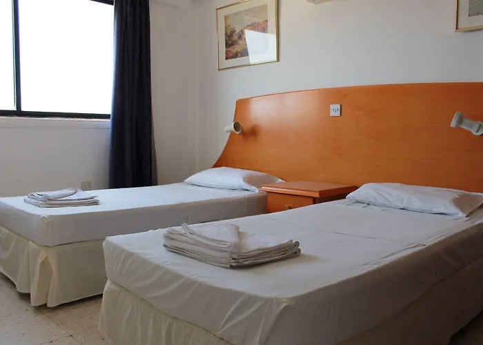 Florea Lägenhetshotell 3*