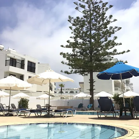 Florea Apartmanhotel Ajía Nápa